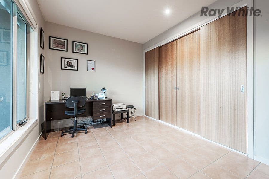 20 Wellington Place, Caroline Springs VIC 3023, Caroline Springs - Thumbnail 4