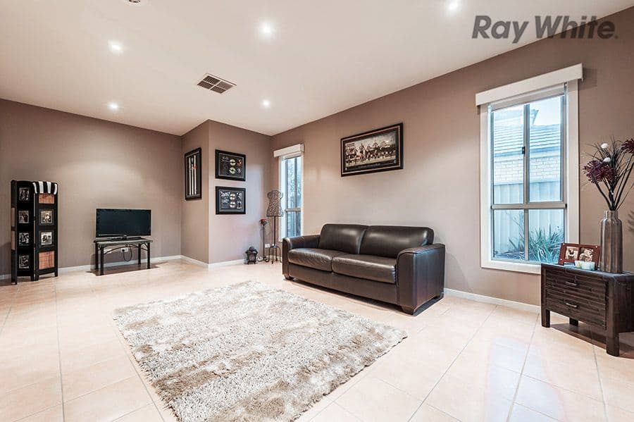 20 Wellington Place, Caroline Springs VIC 3023, Caroline Springs - Thumbnail 5