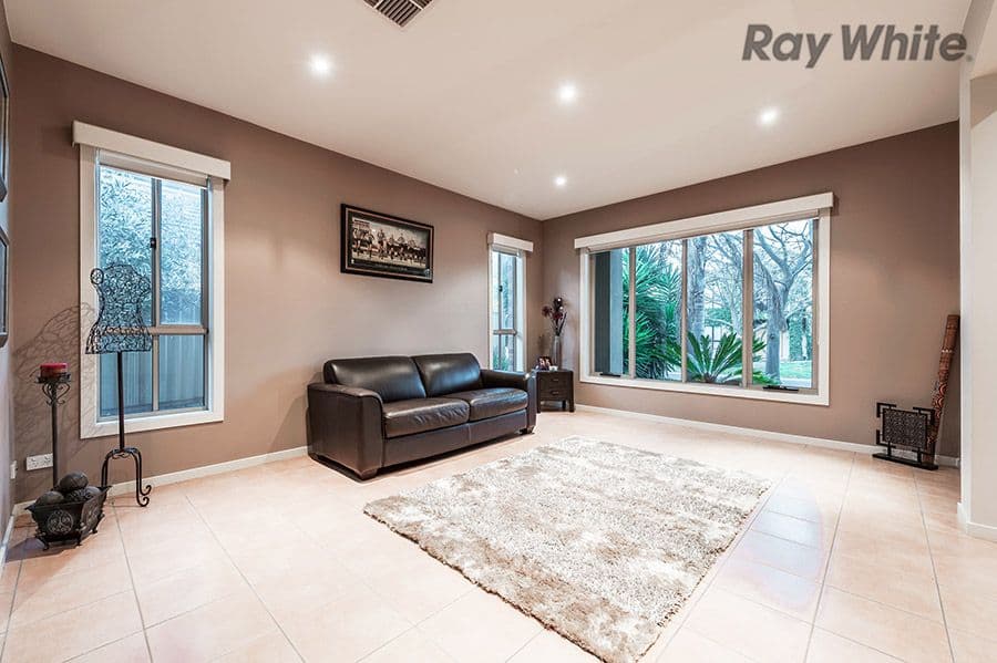 20 Wellington Place, Caroline Springs VIC 3023, Caroline Springs - Thumbnail 6