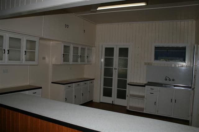 19 Crawford Street, ROMA QLD 4455, Roma - Thumbnail 2