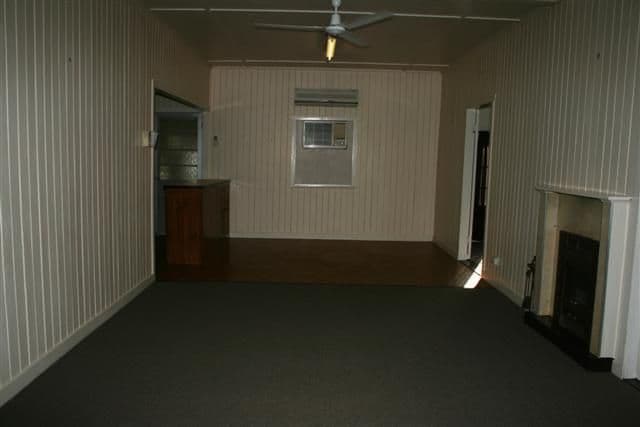 19 Crawford Street, ROMA QLD 4455, Roma - Thumbnail 8
