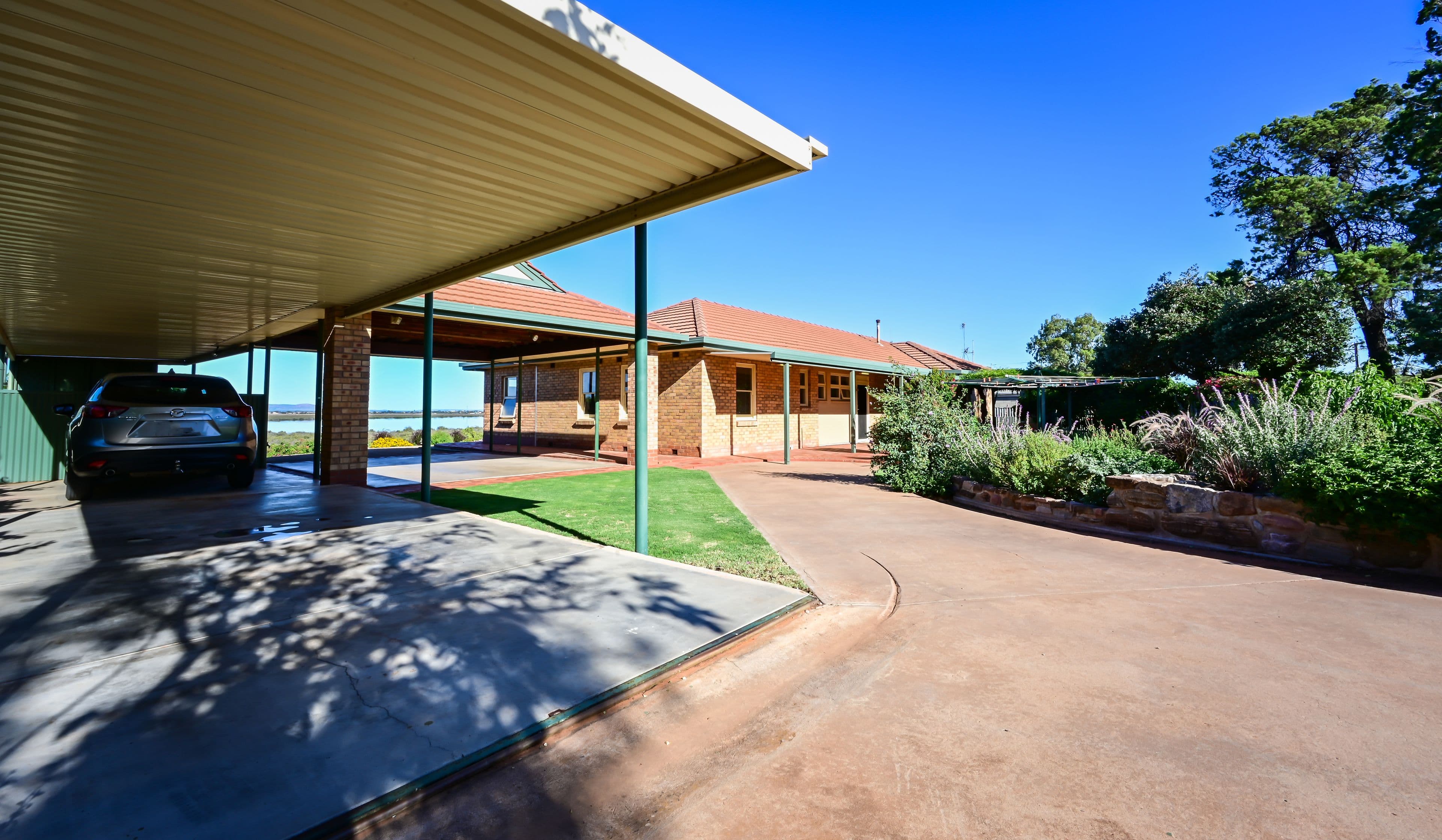 4 Leslie Street, Port Augusta SA 5700, Port Augusta - Thumbnail 2