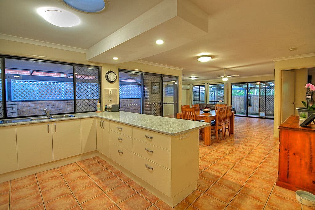 5 Chiswick Place, Forest Lake QLD 4078, Forest Lake - Thumbnail 2