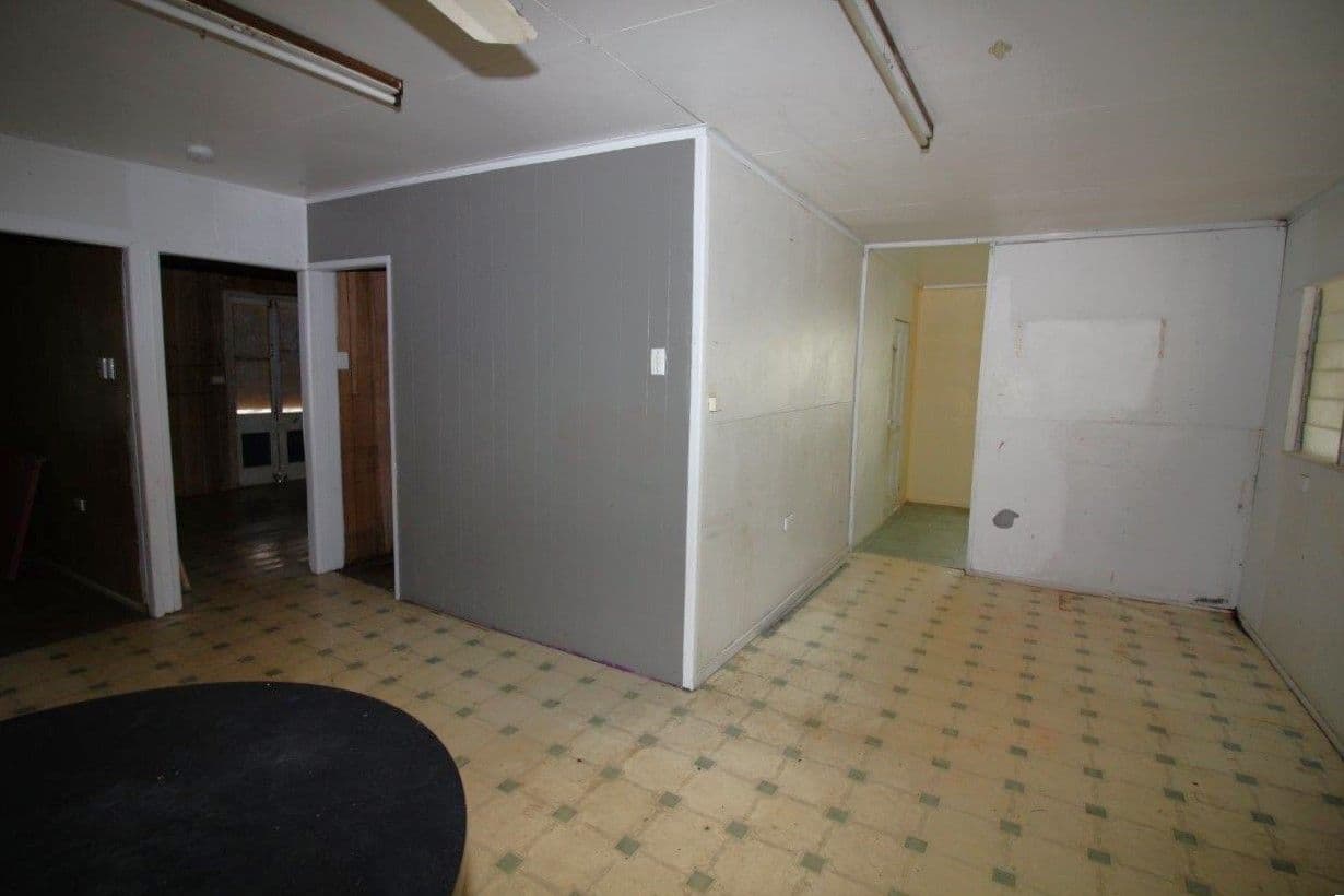 36 Miner Street, CHARTERS TOWERS CITY QLD 4820, Charters Towers City - Thumbnail 5