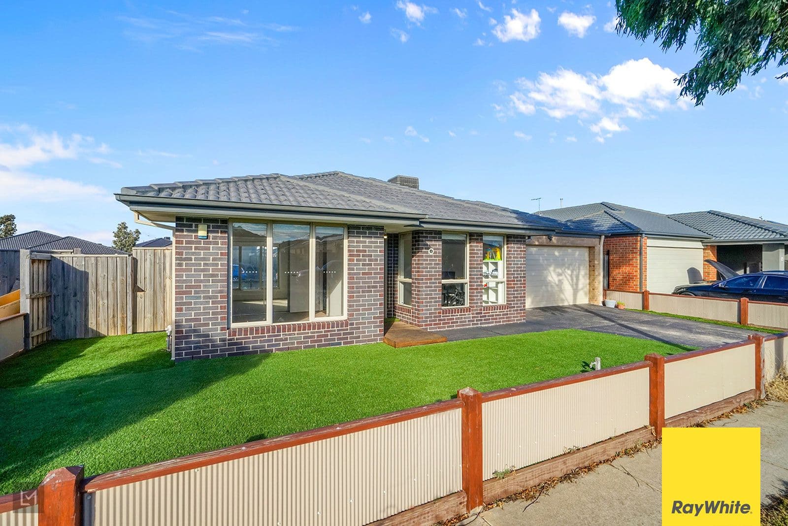 4 Cutleaf Crescent, Tarneit VIC 3029, Tarneit - Thumbnail 2