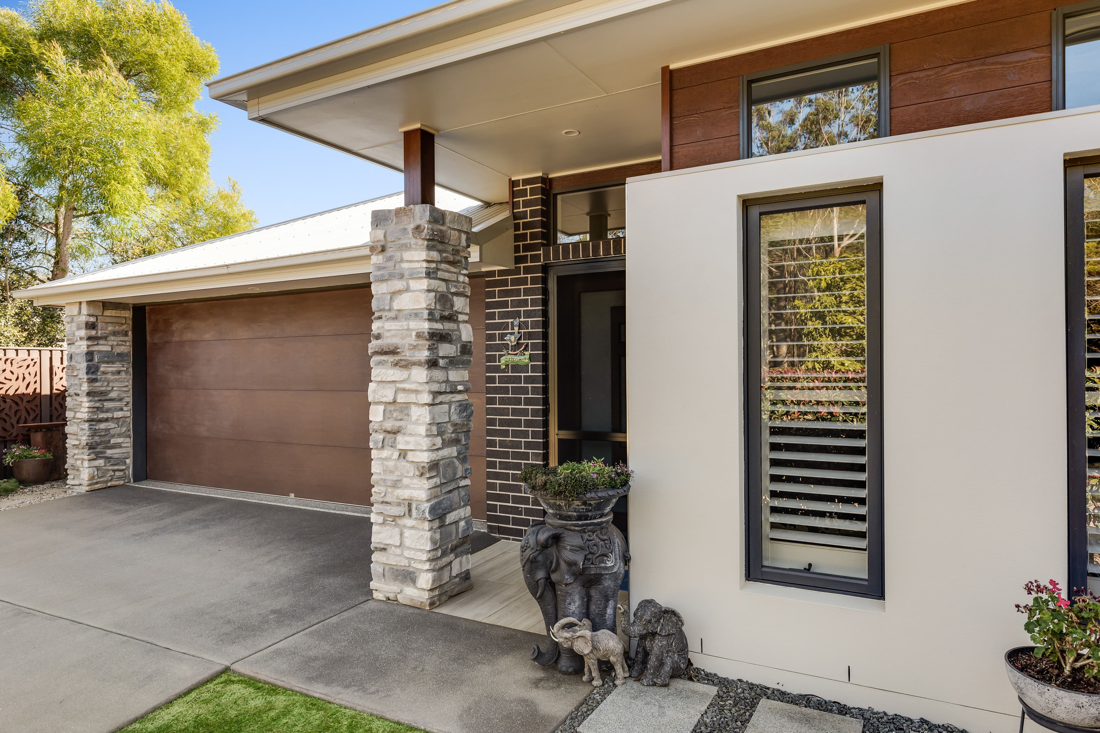121 Cronin Road, Highfields QLD 4352, Highfields - Thumbnail 2