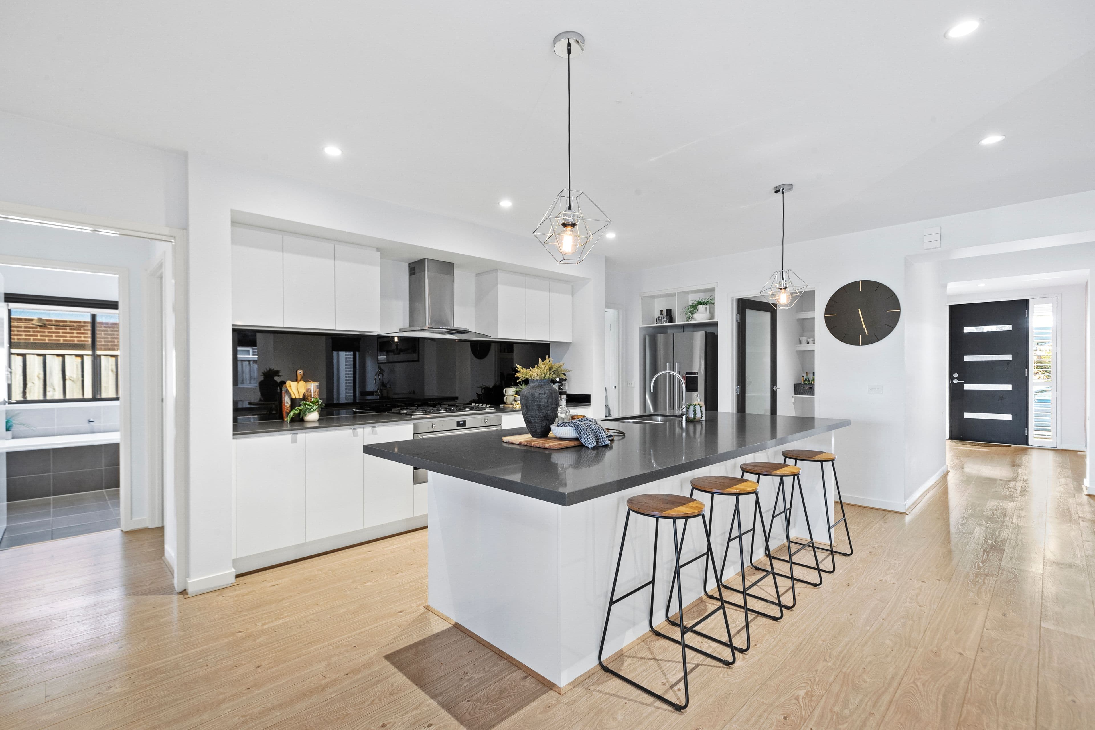 49 Kamona Street, Clyde VIC 3978, Clyde - Thumbnail 4