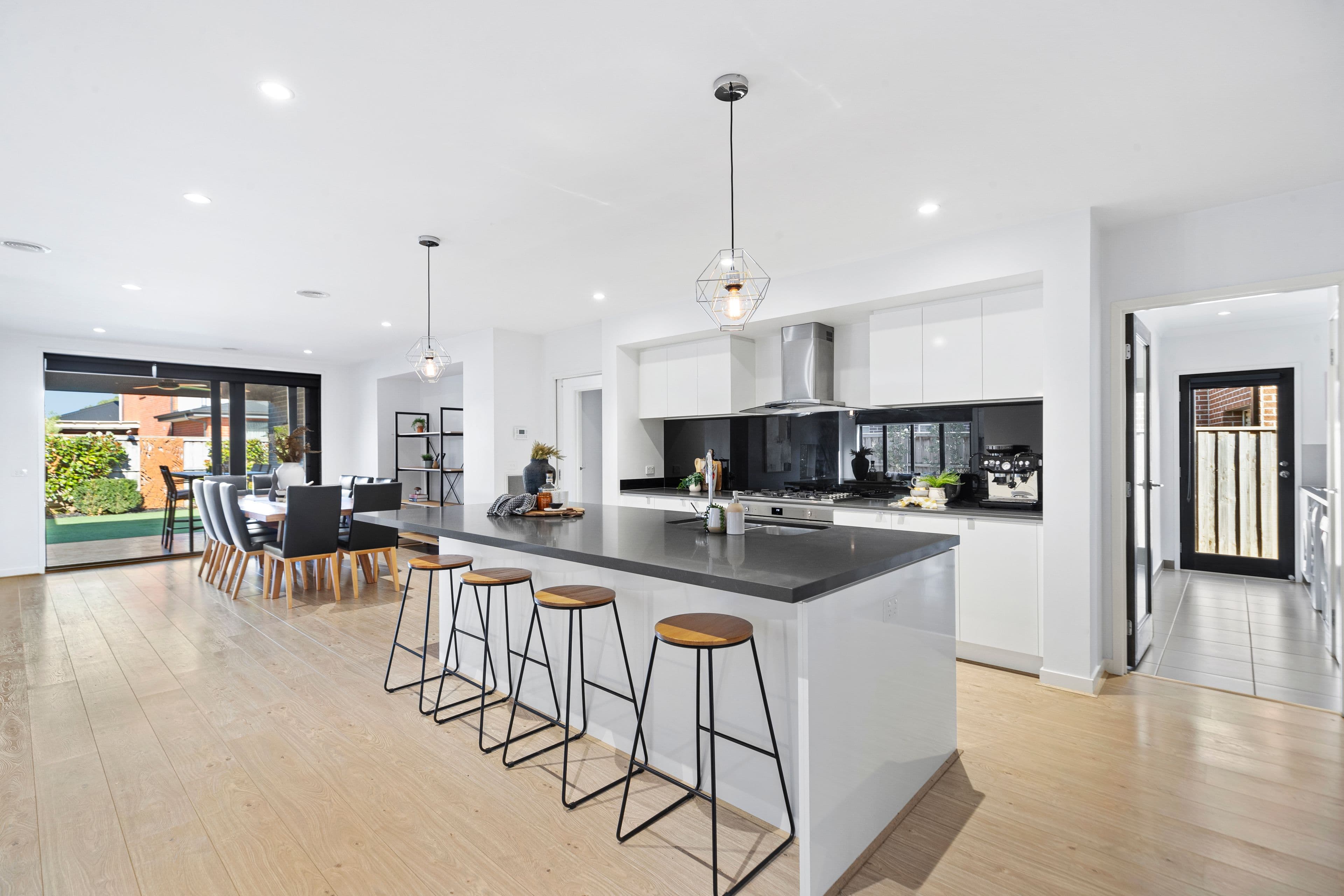 49 Kamona Street, Clyde VIC 3978, Clyde - Thumbnail 5