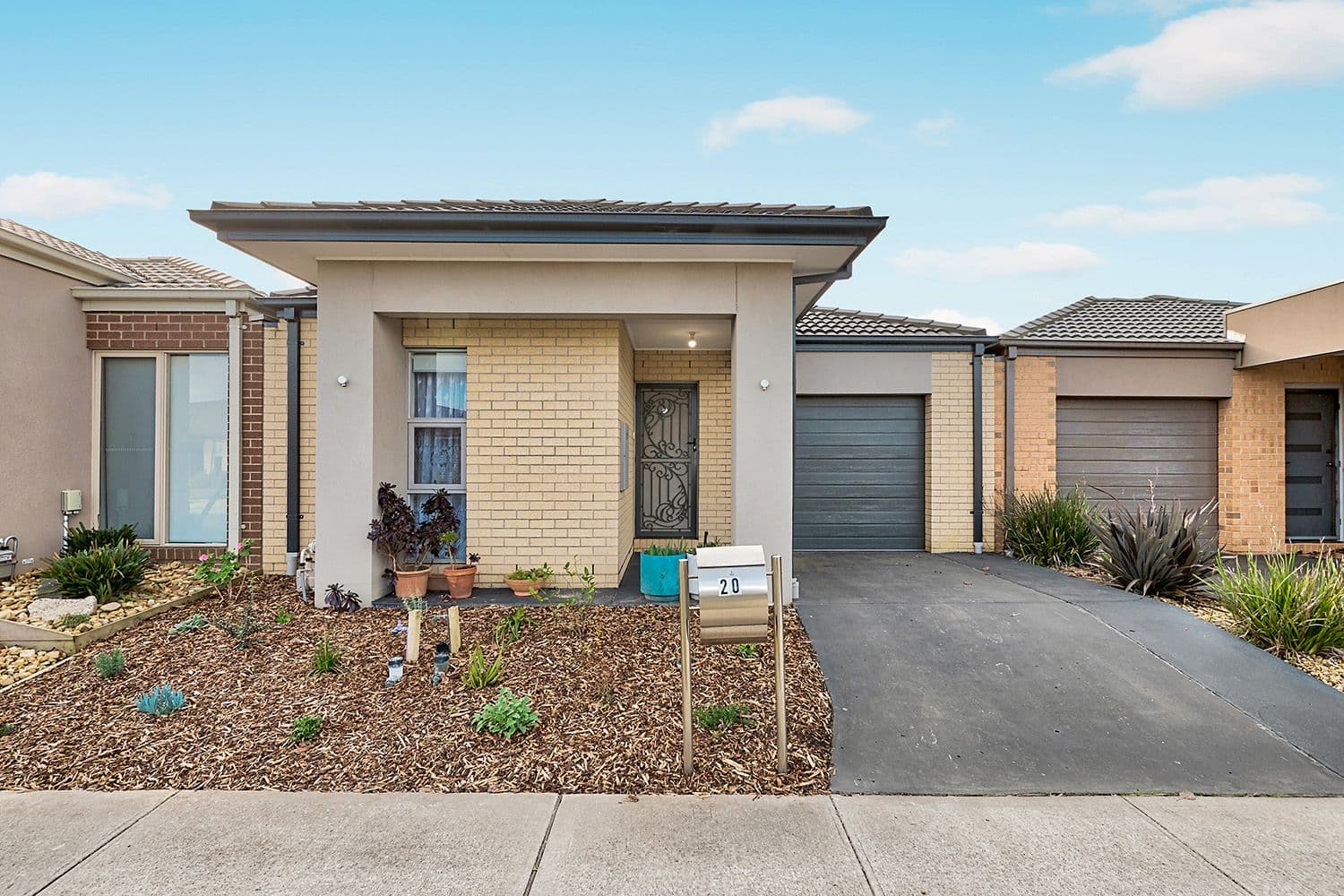 20 Wilkiea Crescent, Cranbourne North VIC 3977, Cranbourne North - Image 1