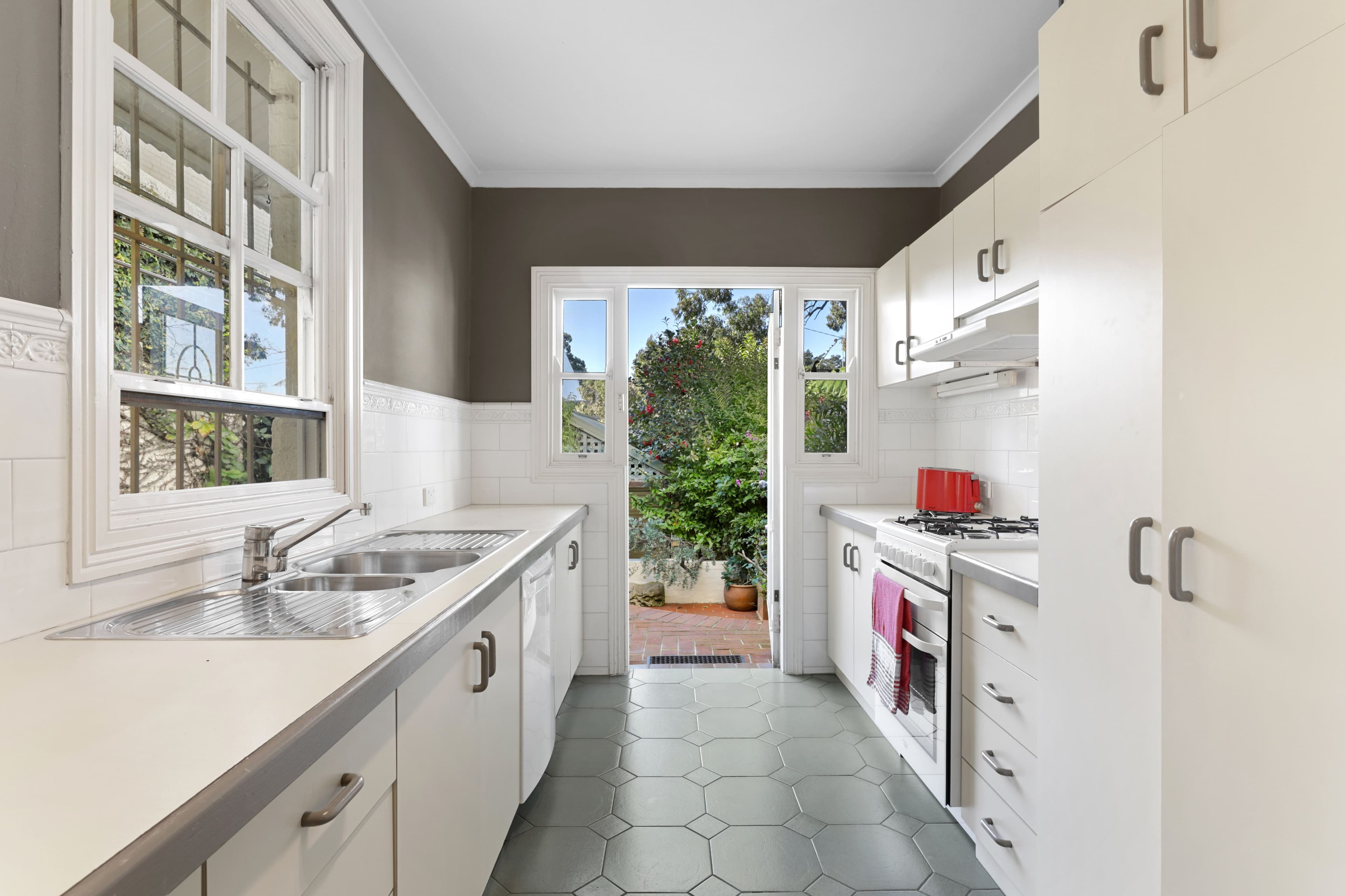 6 Watkin Street, Newtown NSW 2042, Newtown - Thumbnail 5