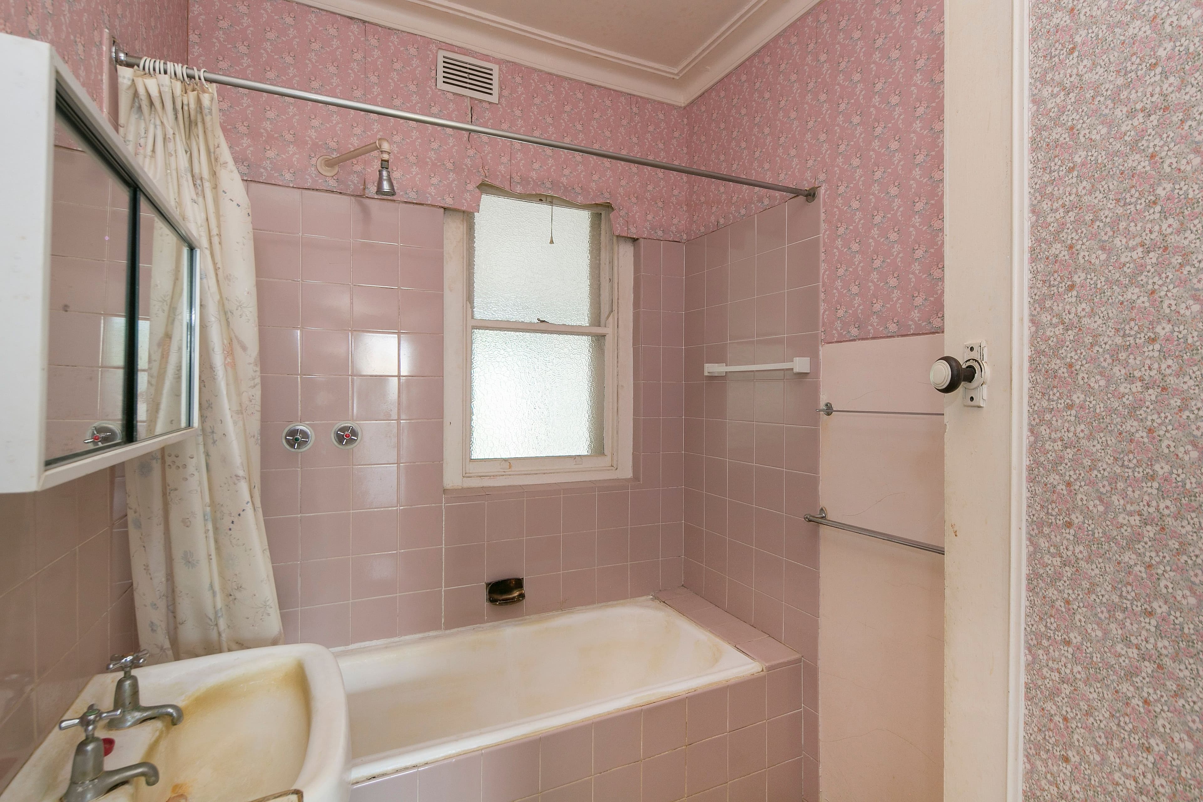 54 Sloane Street, Goulburn - Thumbnail 8