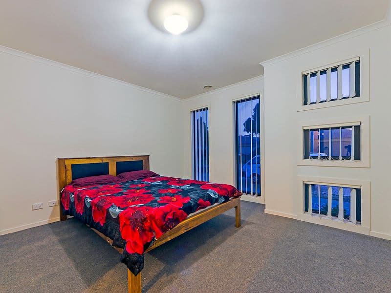 18 Billabong Crescent, Tarneit VIC 3029, Tarneit - Thumbnail 5