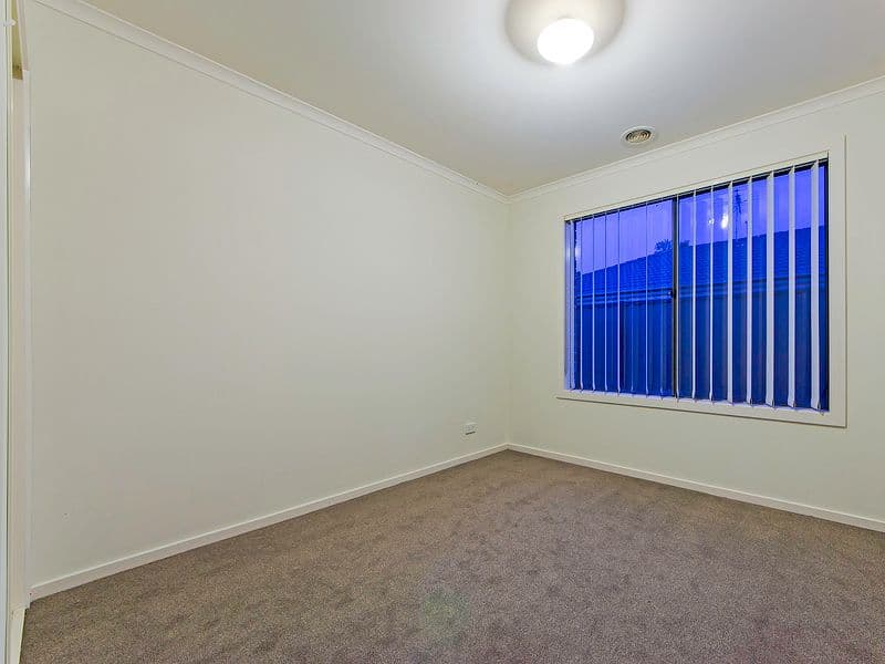 18 Billabong Crescent, Tarneit VIC 3029, Tarneit - Thumbnail 7