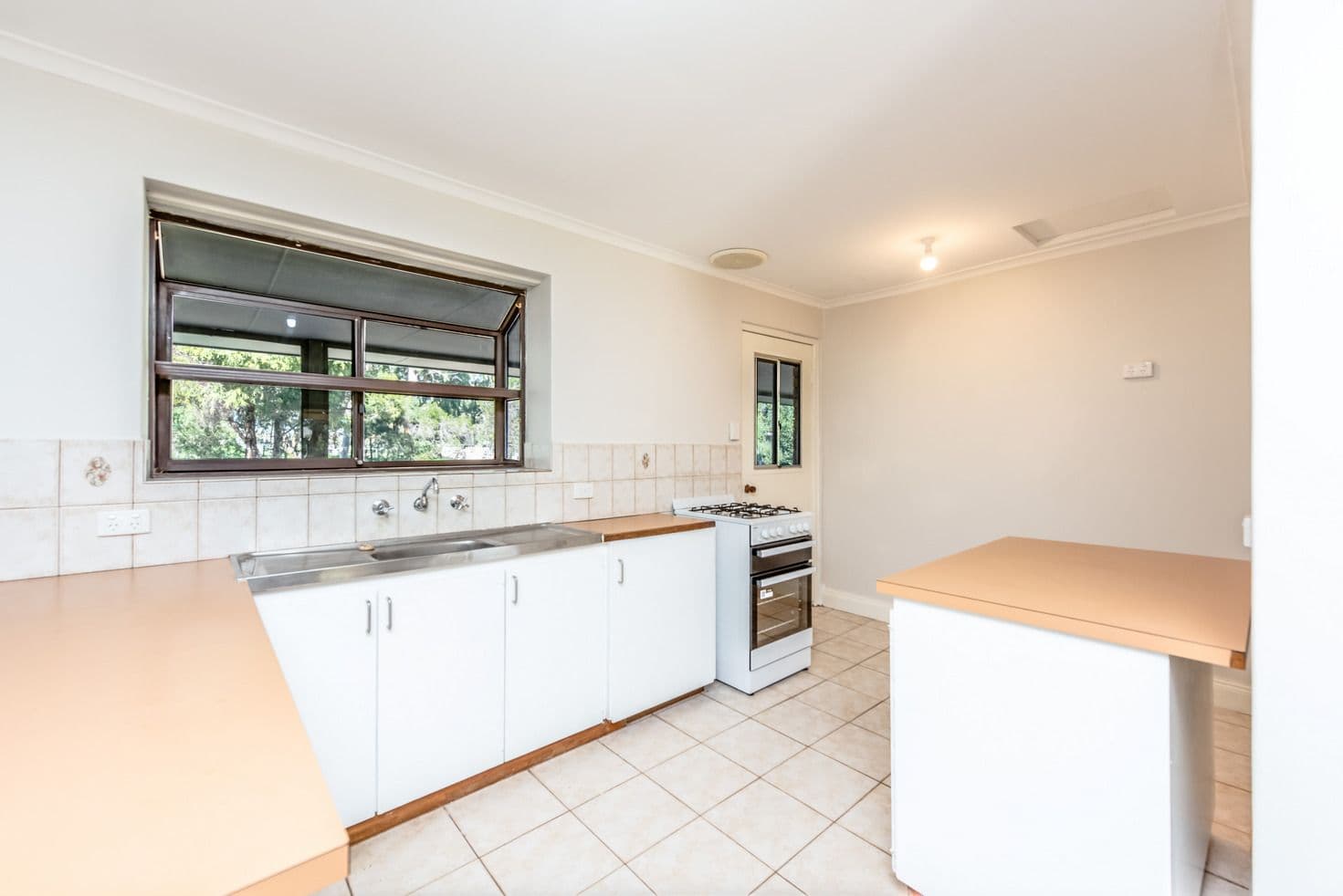24 Galilee Way, Woorree WA 6530, Woorree - Thumbnail 5