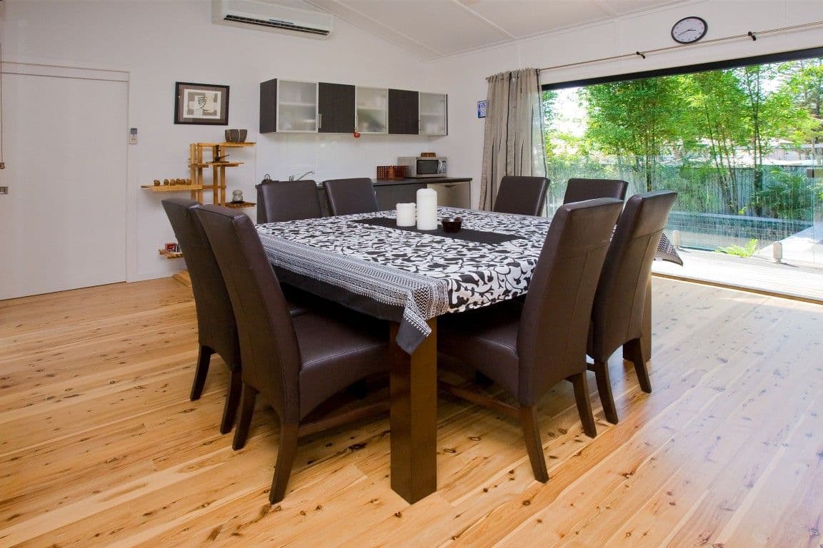 194 Beddoes Street, HOLLAND PARK QLD 4121, Holland Park - Thumbnail 5