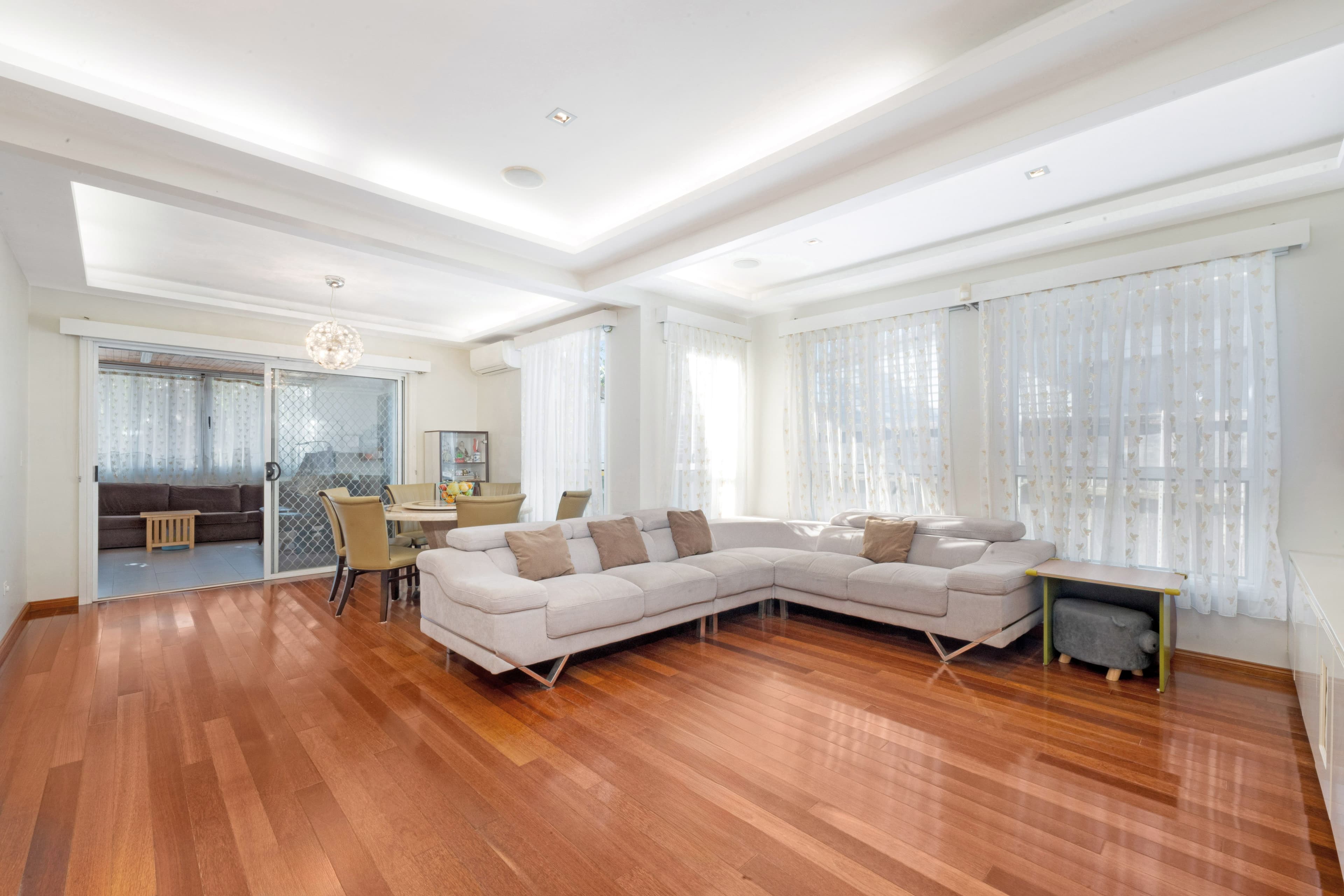 4 Morris Street, Regents Park NSW 2143, Regents Park - Thumbnail 3