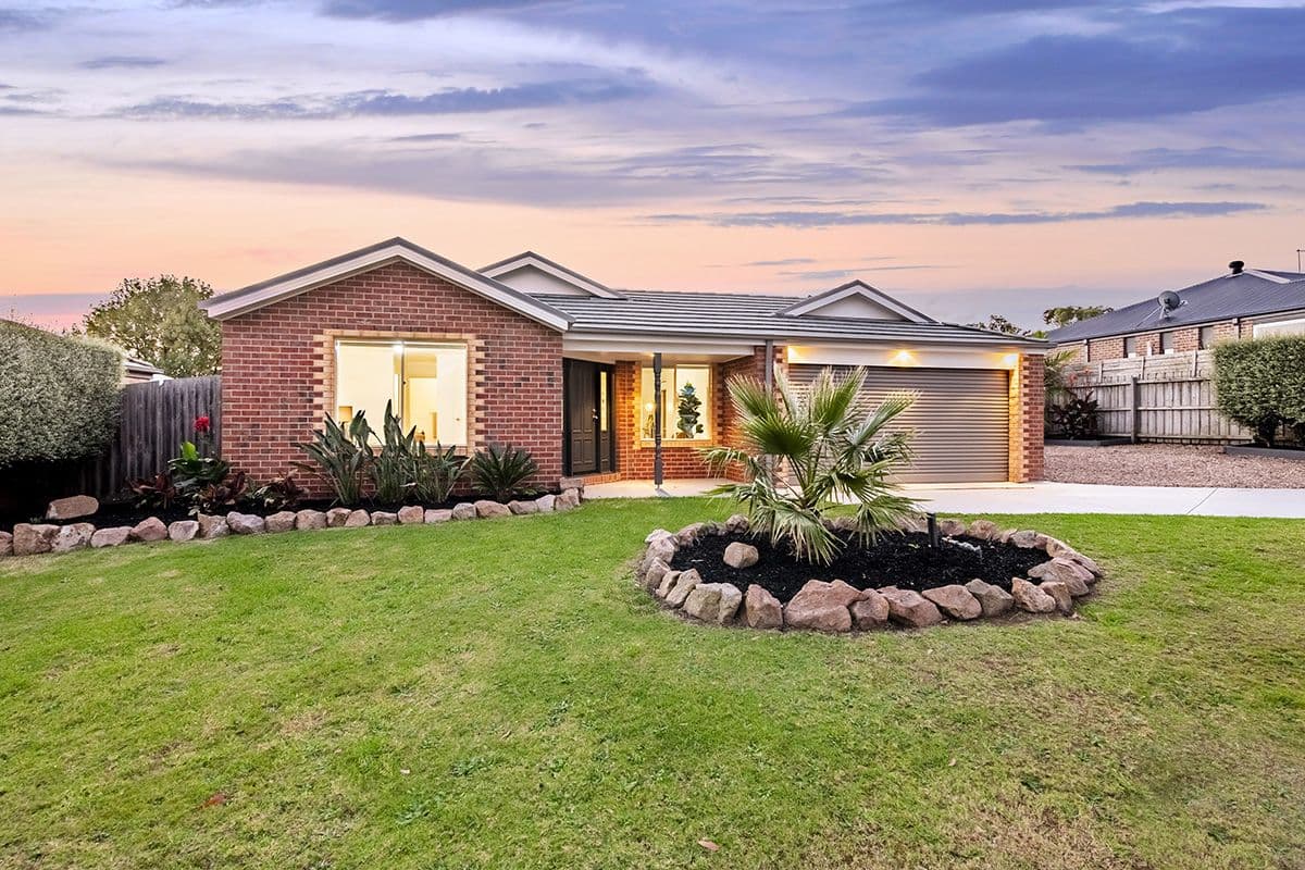 3 Muirfield Close, Cranbourne VIC 3977, Cranbourne - Image 1