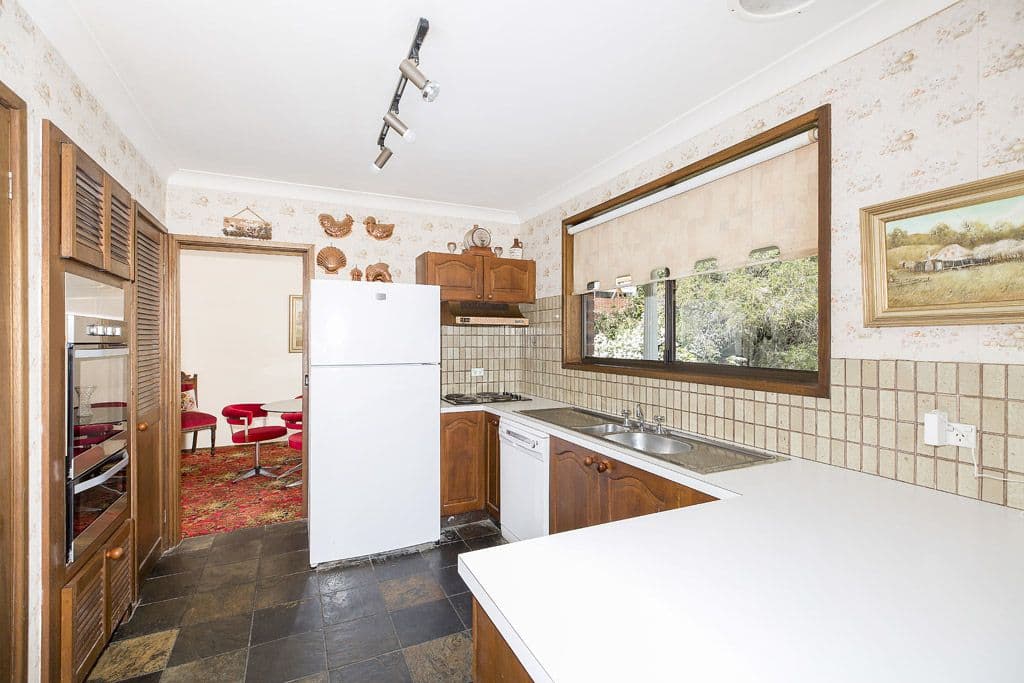 14 Karen Avenue, Glendale NSW 2285, Glendale - Thumbnail 3
