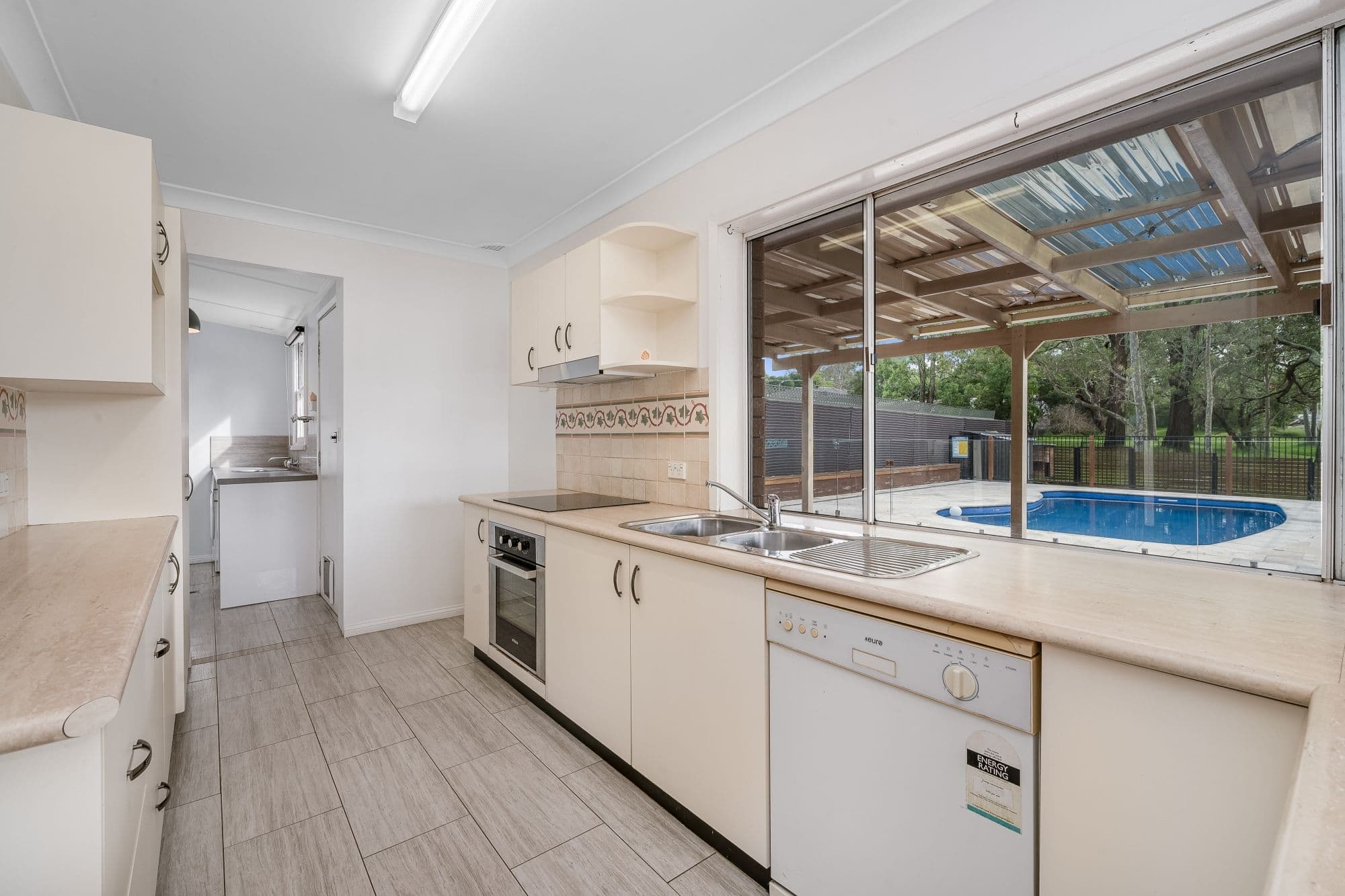 8 Golf Links Road, Tenambit NSW 2323, Tenambit - Thumbnail 5