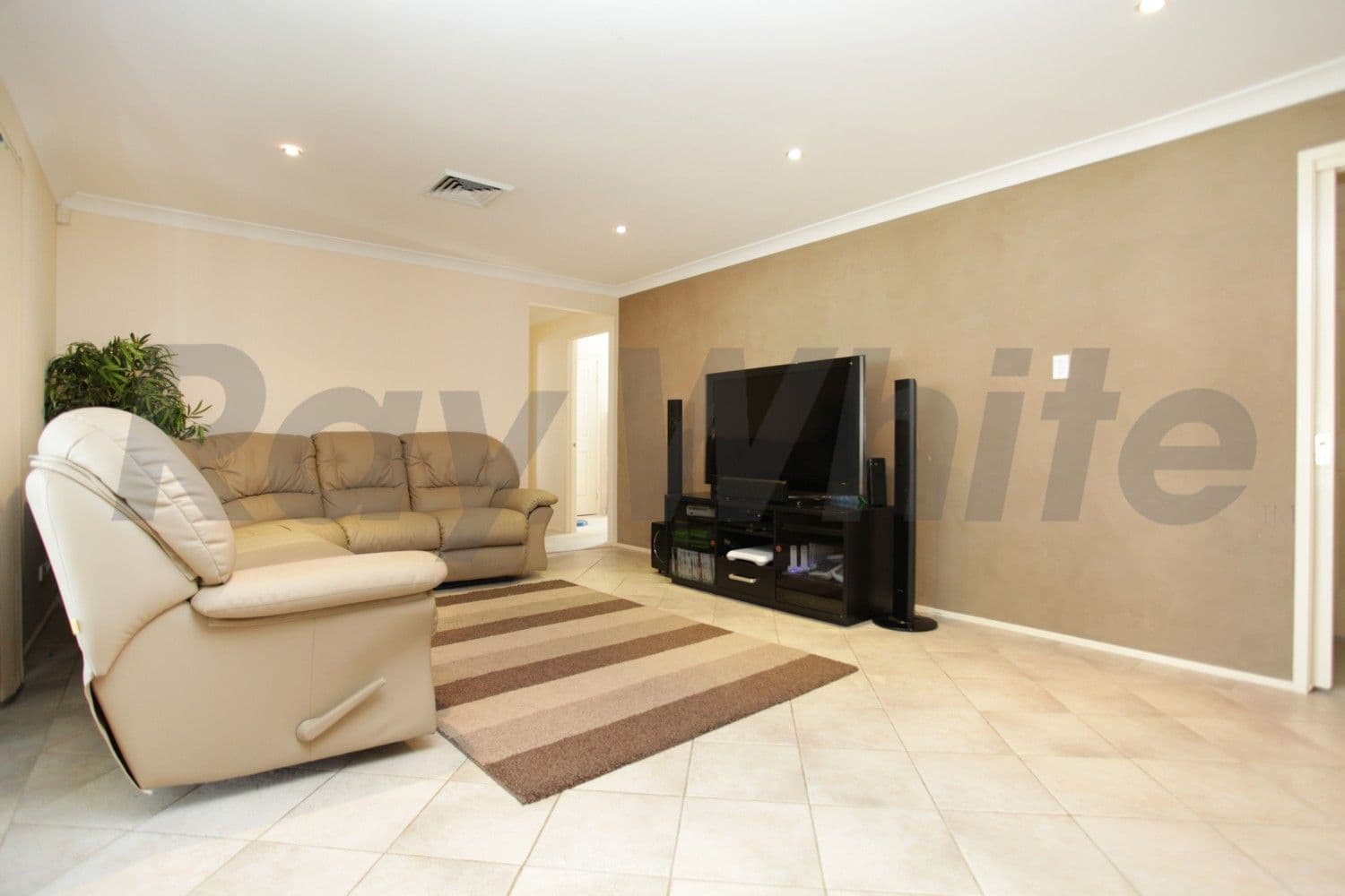 21 Lakewood Terrace, GLENMORE PARK NSW 2745, Glenmore Park - Thumbnail 2
