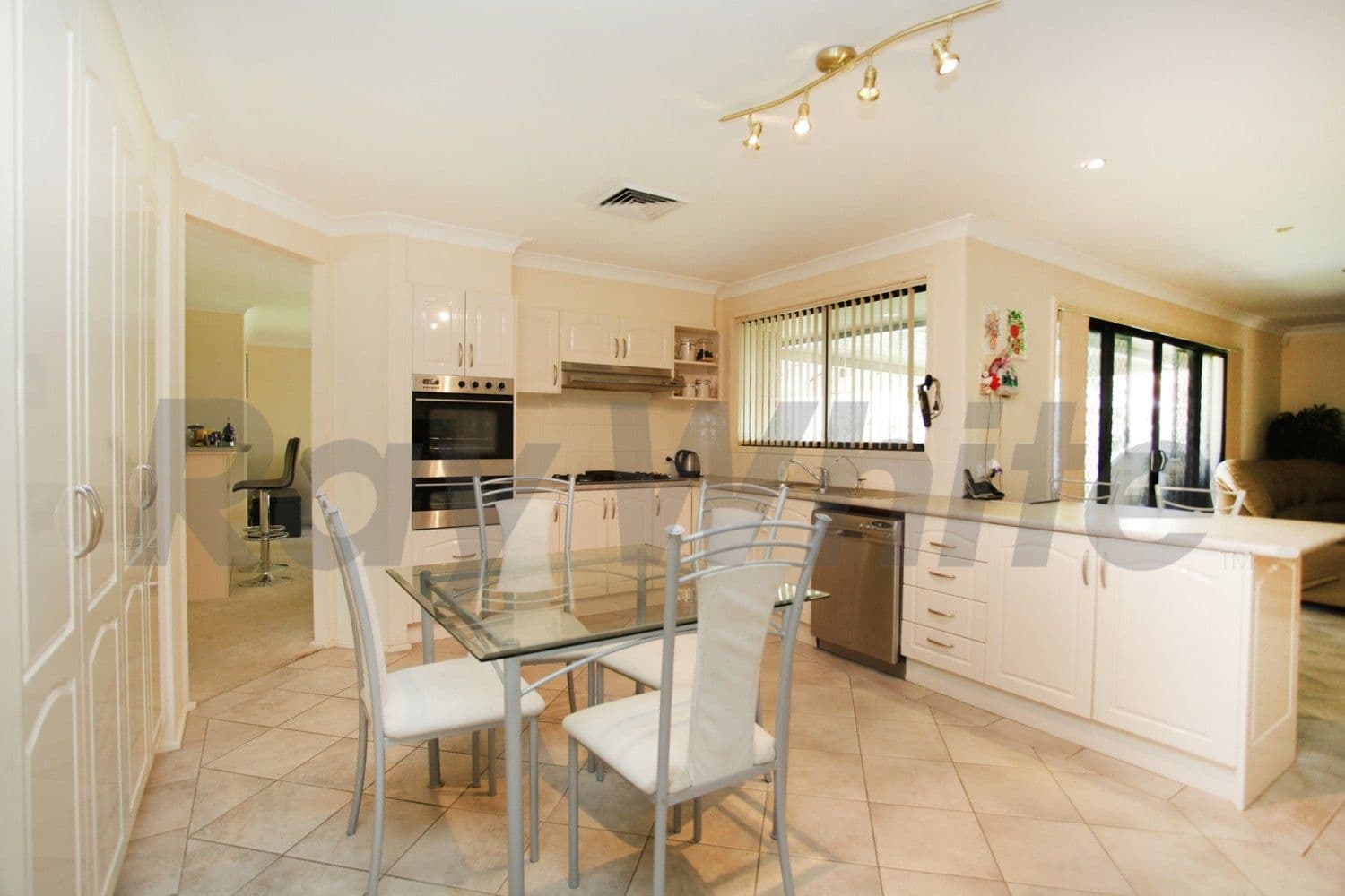 21 Lakewood Terrace, GLENMORE PARK NSW 2745, Glenmore Park - Thumbnail 6