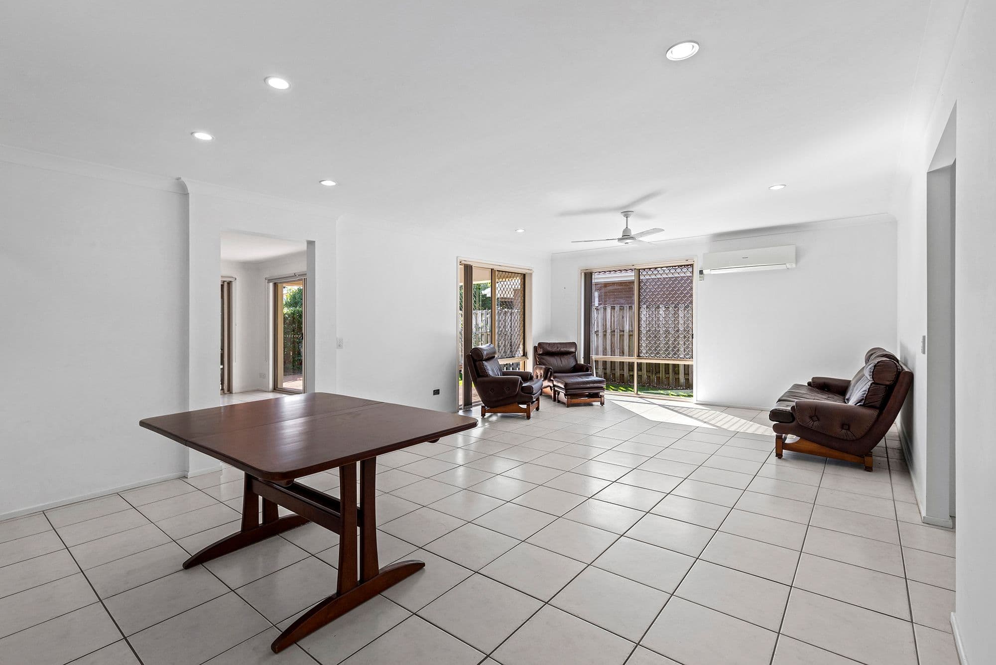 25 Waterlily Circuit, Carseldine QLD 4034, Carseldine - Thumbnail 2