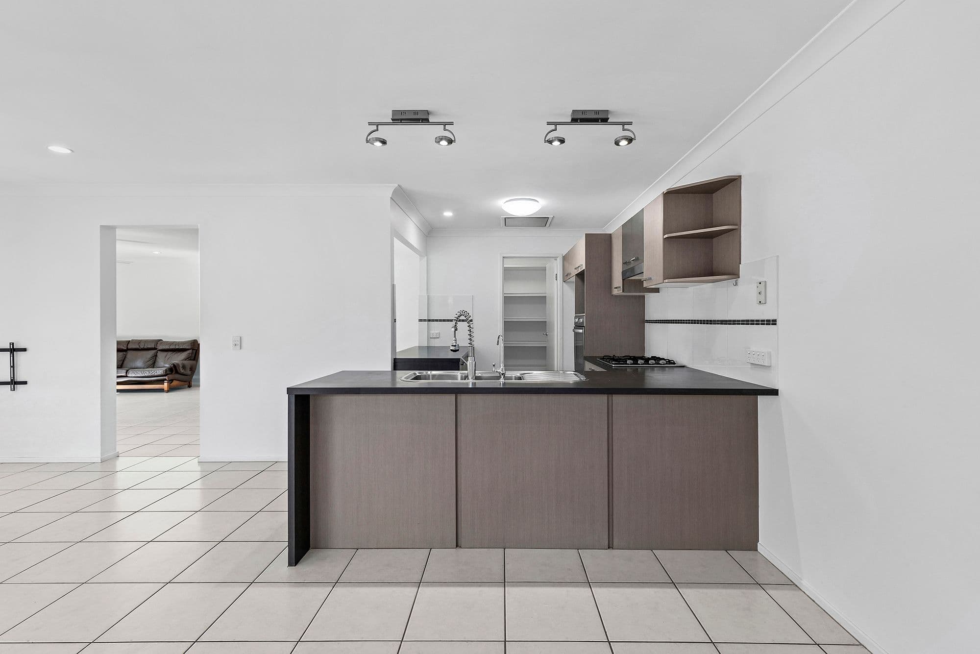 25 Waterlily Circuit, Carseldine QLD 4034, Carseldine - Thumbnail 5