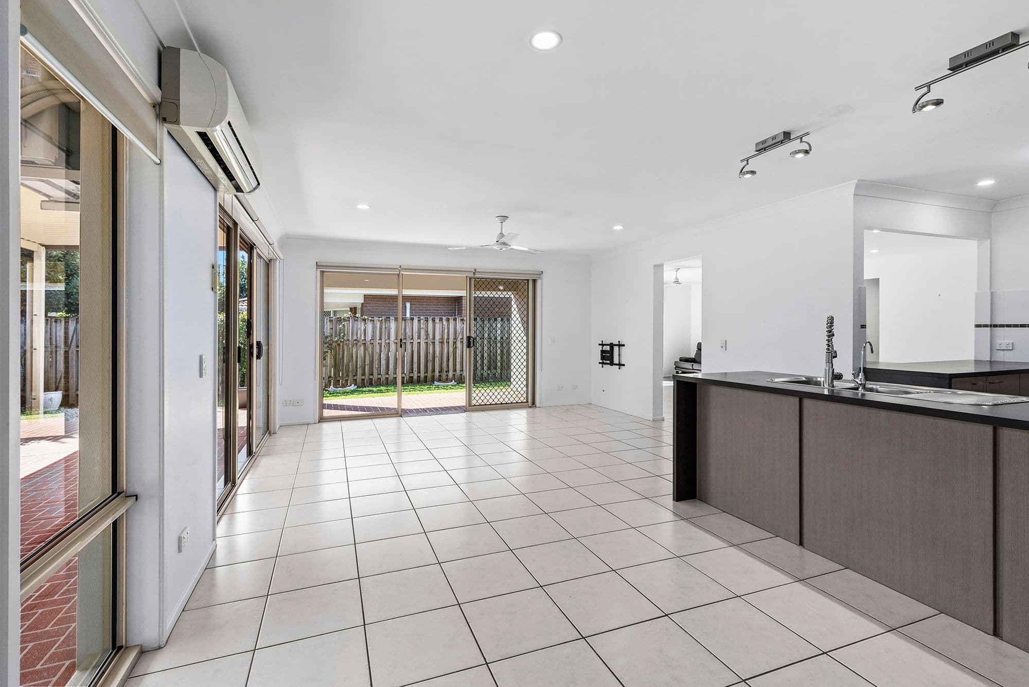 25 Waterlily Circuit, Carseldine QLD 4034, Carseldine - Thumbnail 8