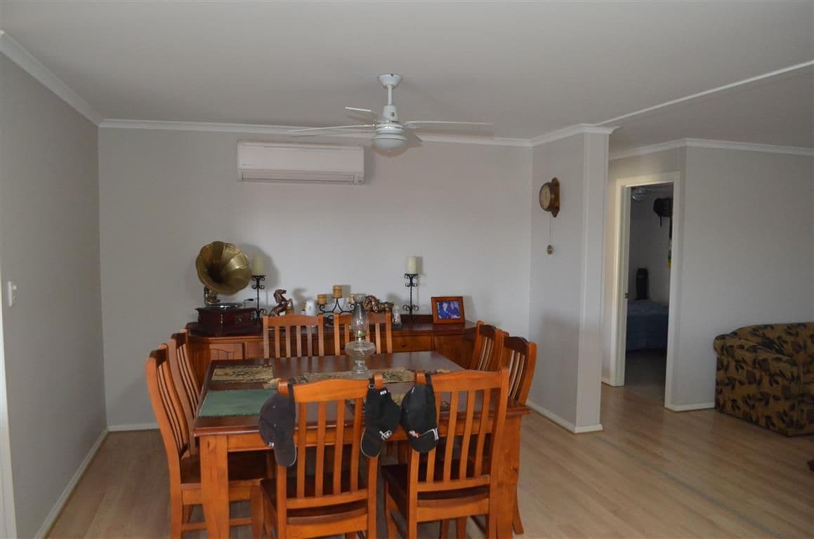 8 McAlister Street, Tumut NSW 2720, Tumut - Thumbnail 5