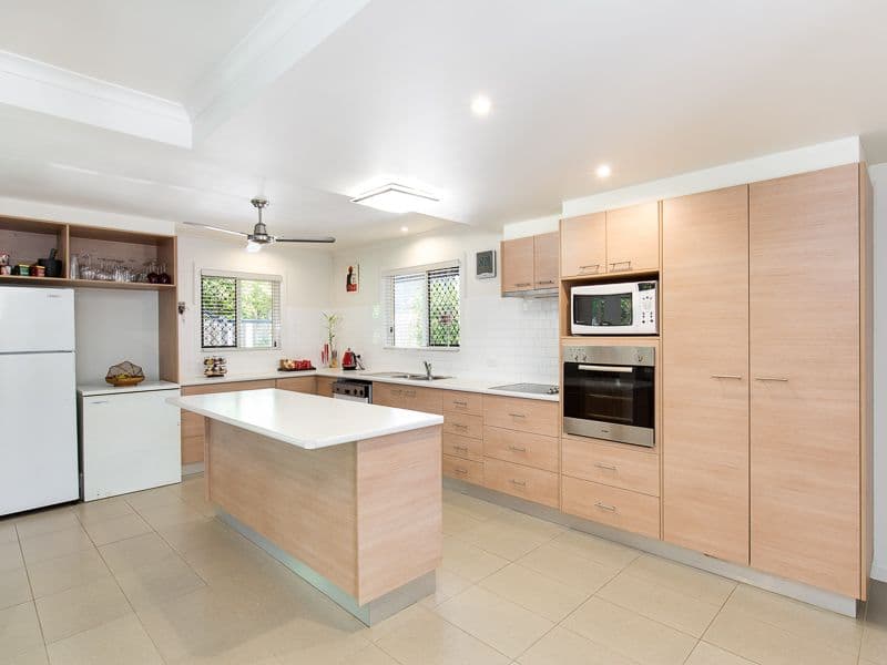 15 Knight Street, Greenslopes QLD 4120, Greenslopes - Thumbnail 2