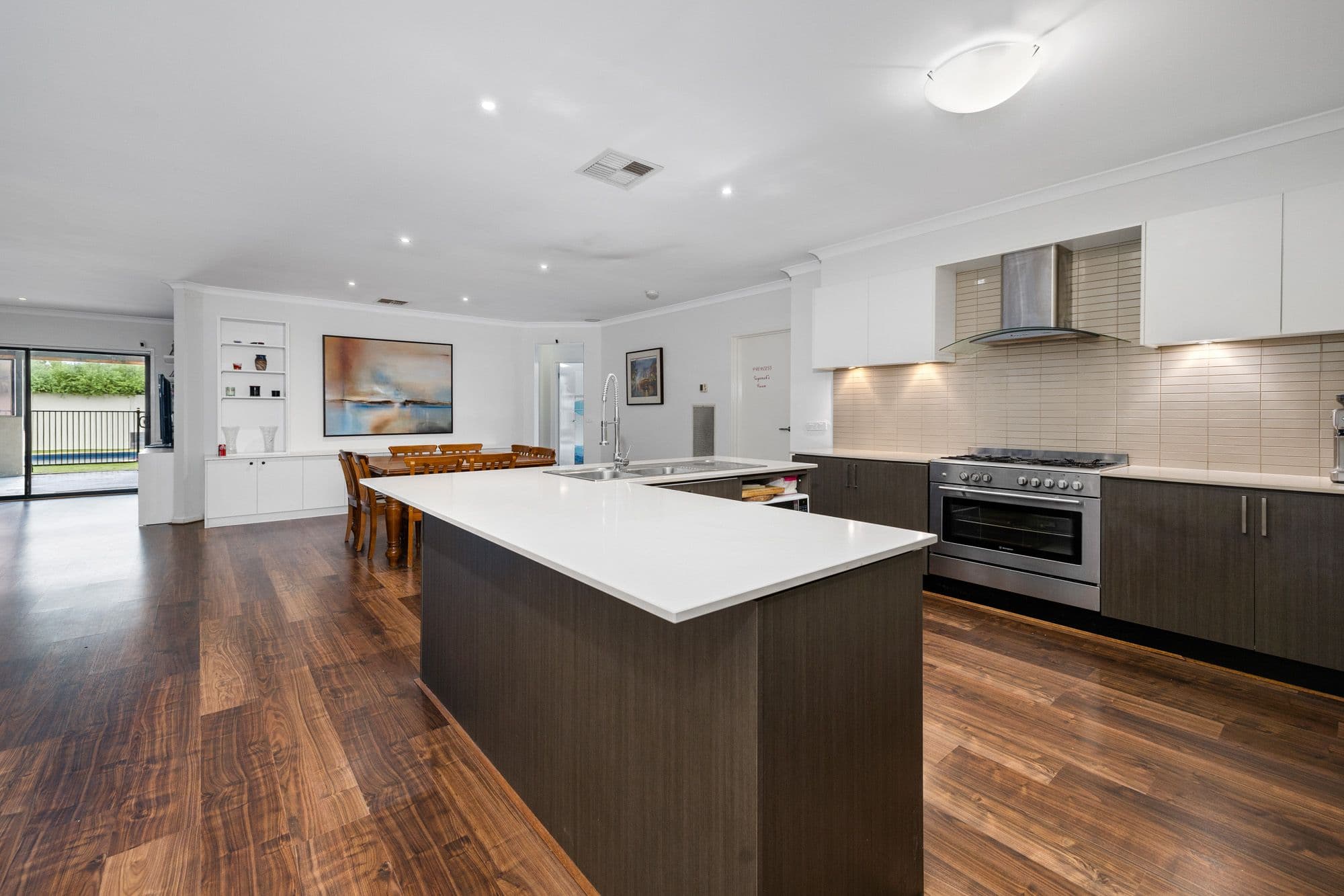 703 Tarneit Road, Tarneit VIC 3029, Tarneit - Thumbnail 3