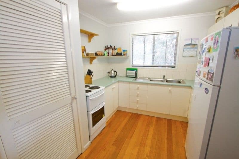 79 Esplanade, DECEPTION BAY QLD 4508, Deception Bay - Thumbnail 3