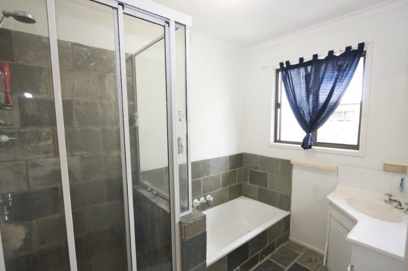 79 Esplanade, DECEPTION BAY QLD 4508, Deception Bay - Thumbnail 6