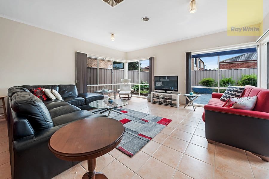 20 Explorers Place, Craigieburn VIC 3064, Craigieburn - Thumbnail 3