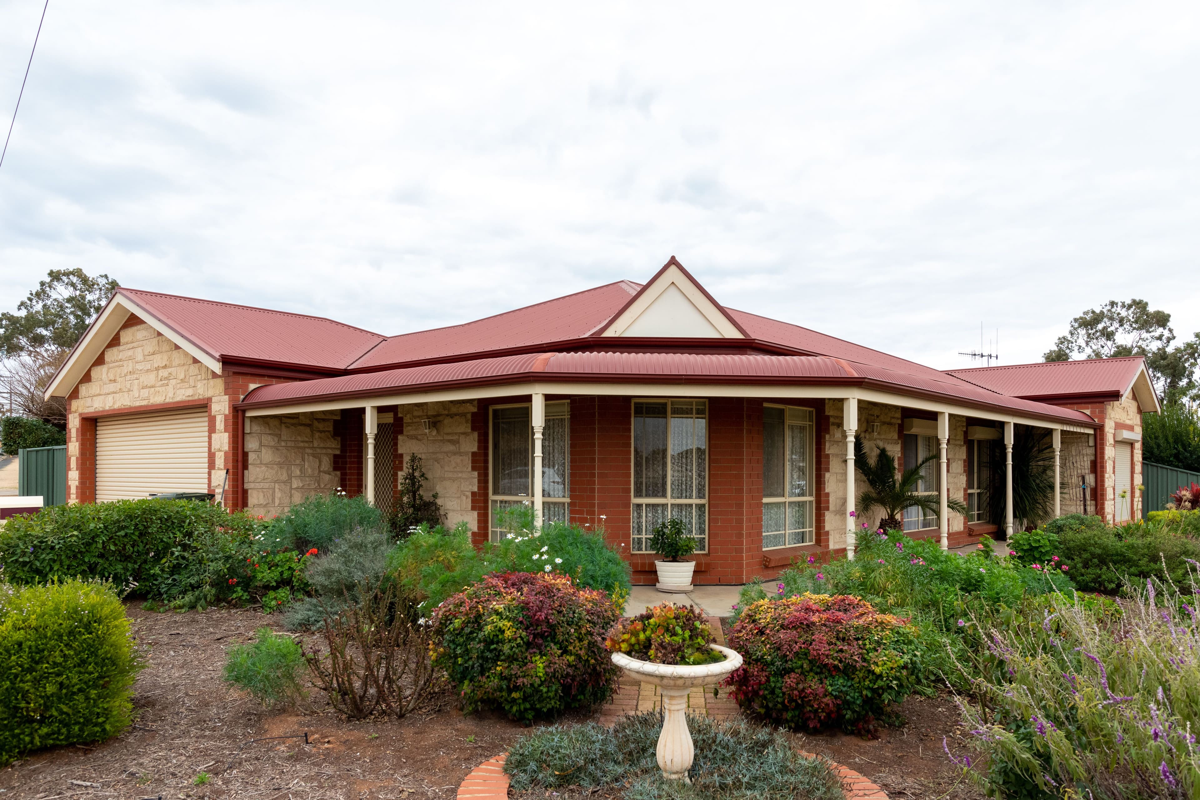 3/4 Second Avenue, Scarborough, Scarborough - Image 1