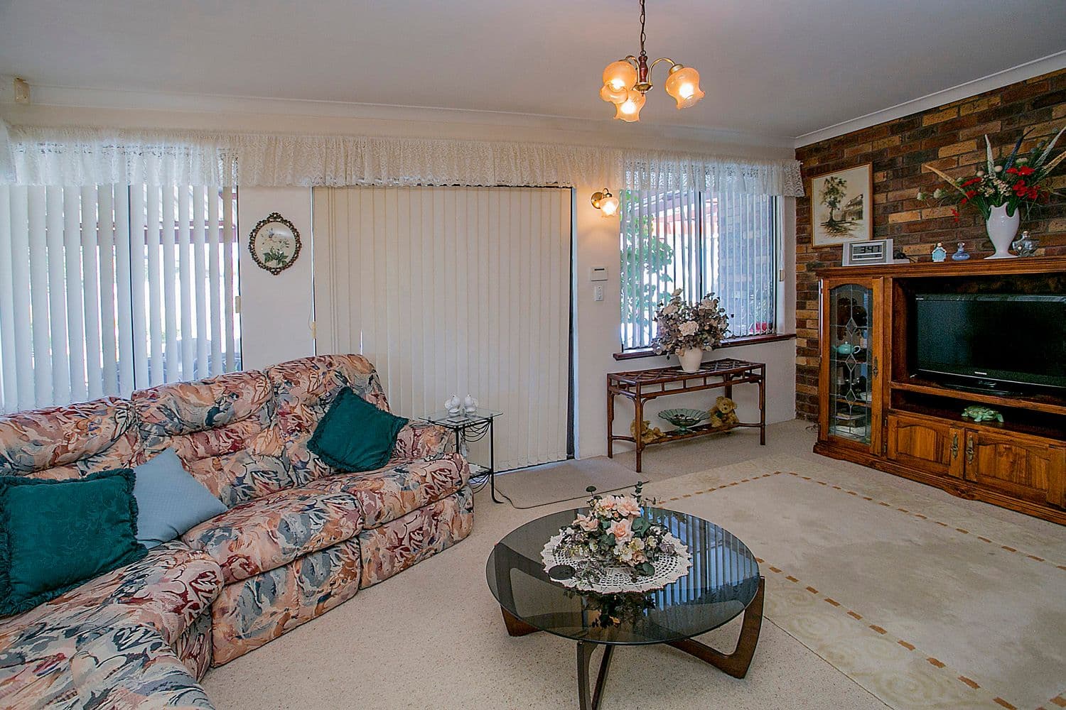 325 Summerlakes Parade, BALLAJURA WA 6066, Ballajura - Thumbnail 6