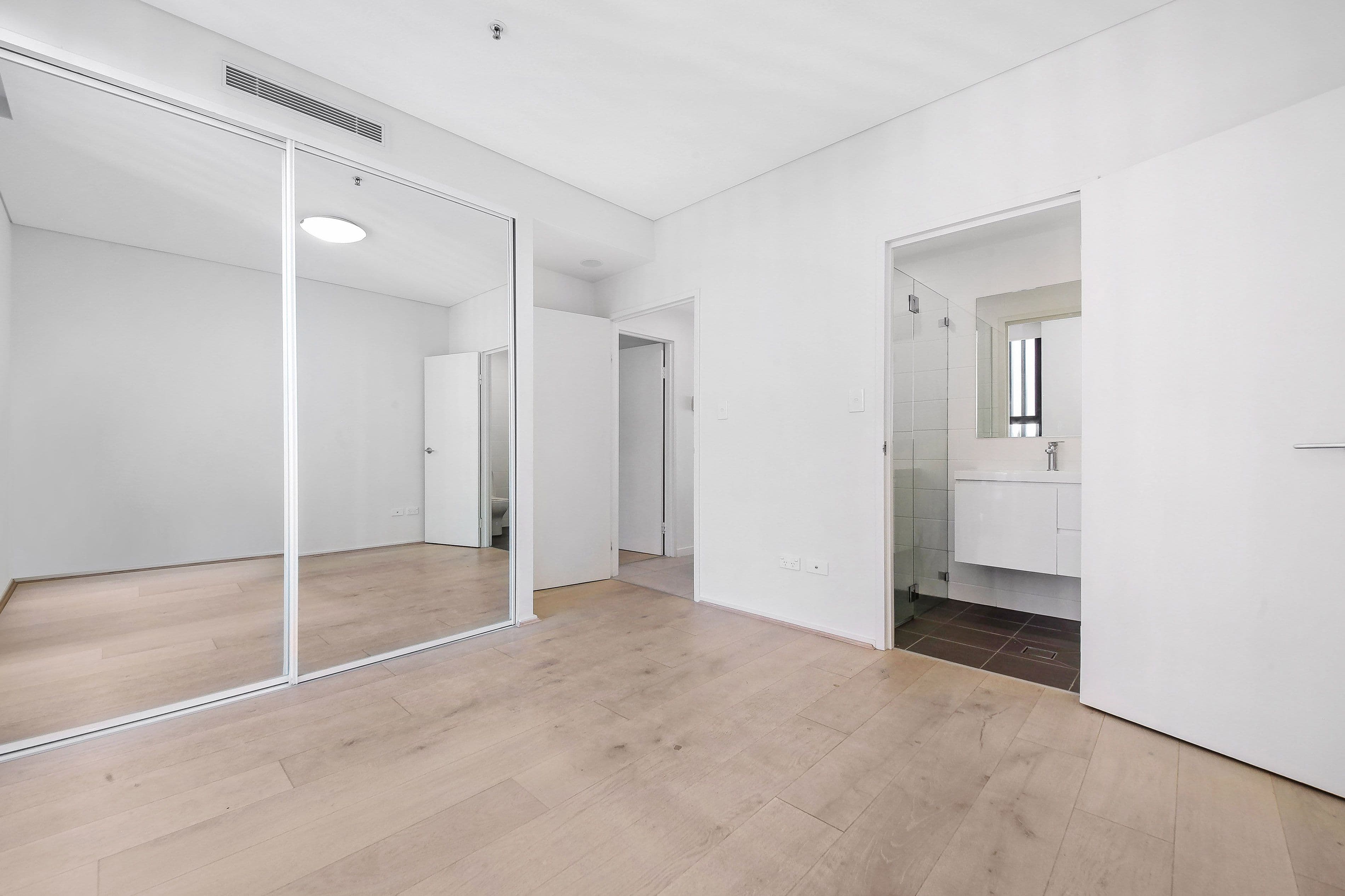 15 Dora Street, Hurstville NSW 2220, Hurstville - Thumbnail 4