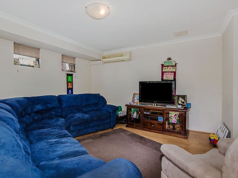 2 Shelley Cove, GREENFIELDS WA 6210, Greenfields - Thumbnail 2