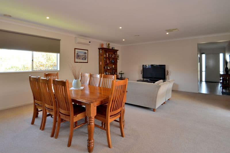 2 Karaman Street, DOREEN VIC 3754, Doreen - Thumbnail 3
