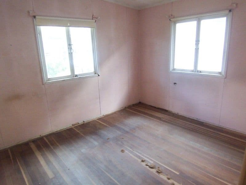 34 Boronia Avenue, HOLLAND PARK WEST QLD 4121, Holland Park West - Thumbnail 5