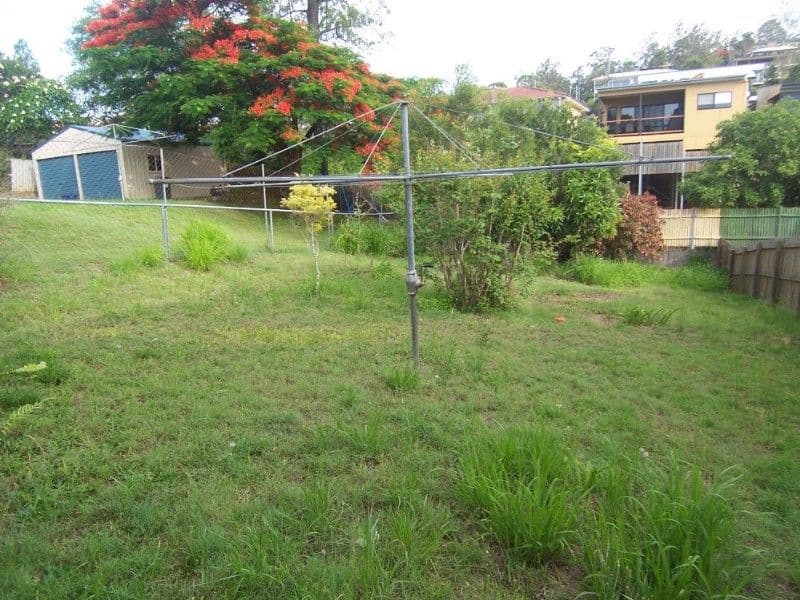 34 Boronia Avenue, HOLLAND PARK WEST QLD 4121, Holland Park West - Thumbnail 6