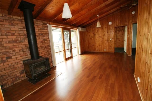1 Rosewall Court, WIMBLEDON HEIGHTS VIC 3922, Wimbledon Heights - Thumbnail 6