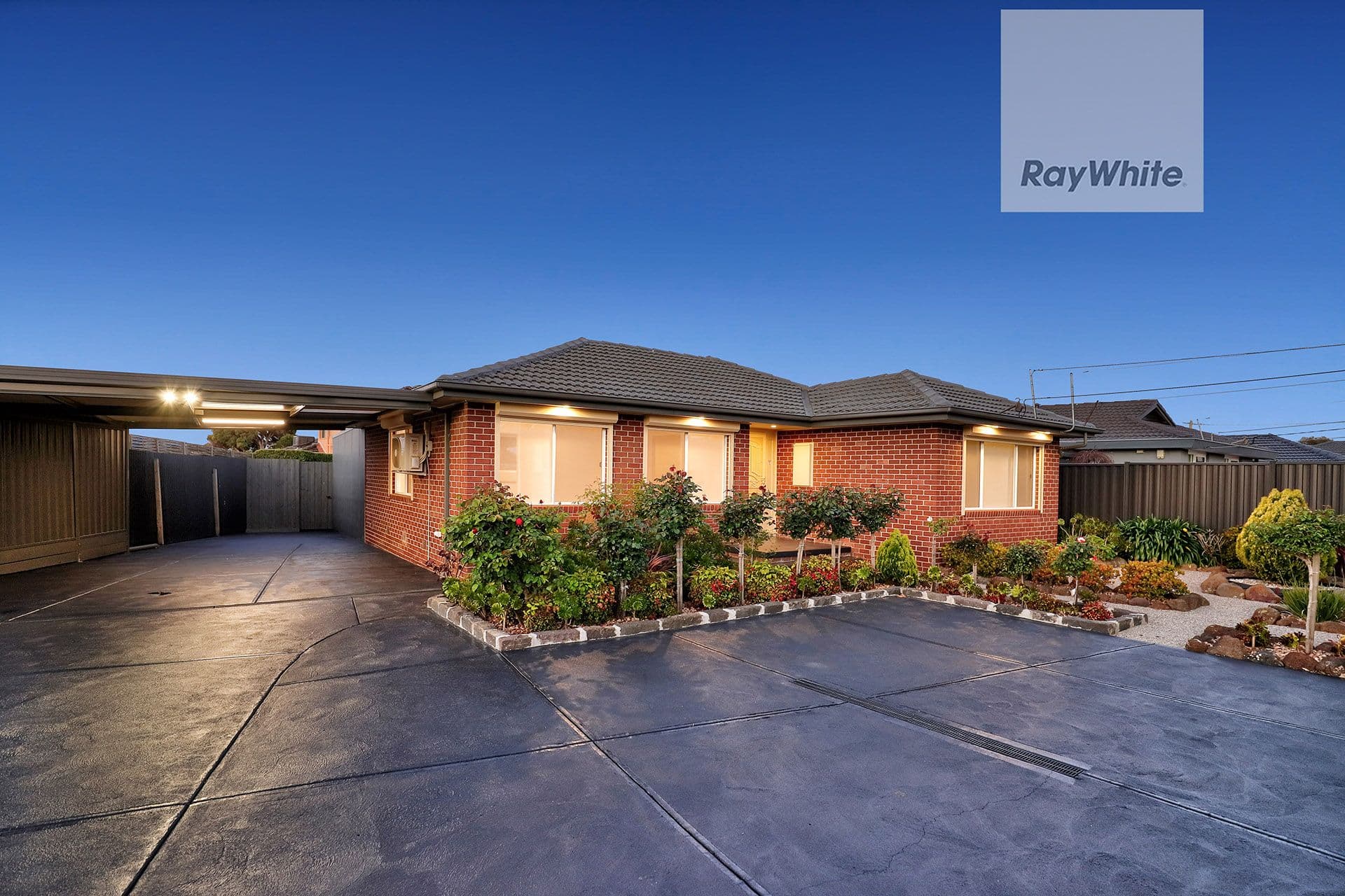 8 Snaefell Crescent, Gladstone Park VIC 3043, Gladstone Park - Thumbnail 5