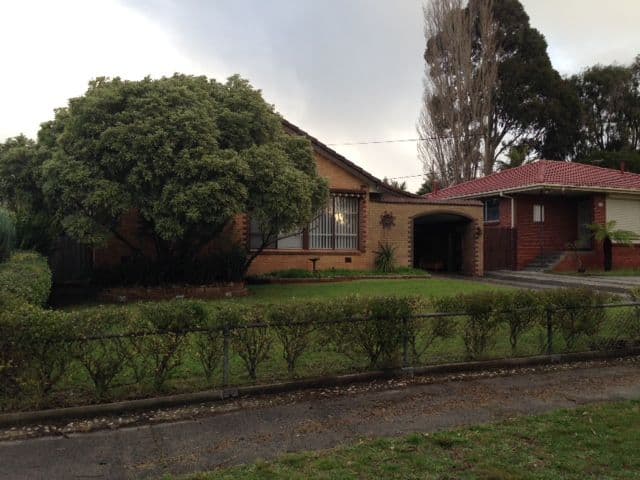 8 Alpina Street, FRANKSTON NORTH VIC 3200, Frankston North - Thumbnail 2