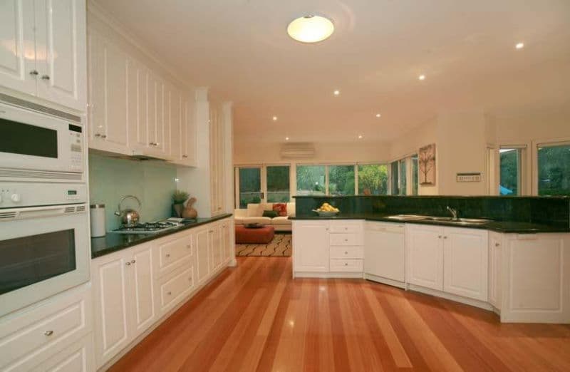 10 Strathconnan Place, WHEELERS HILL VIC 3150, Wheelers Hill - Thumbnail 4