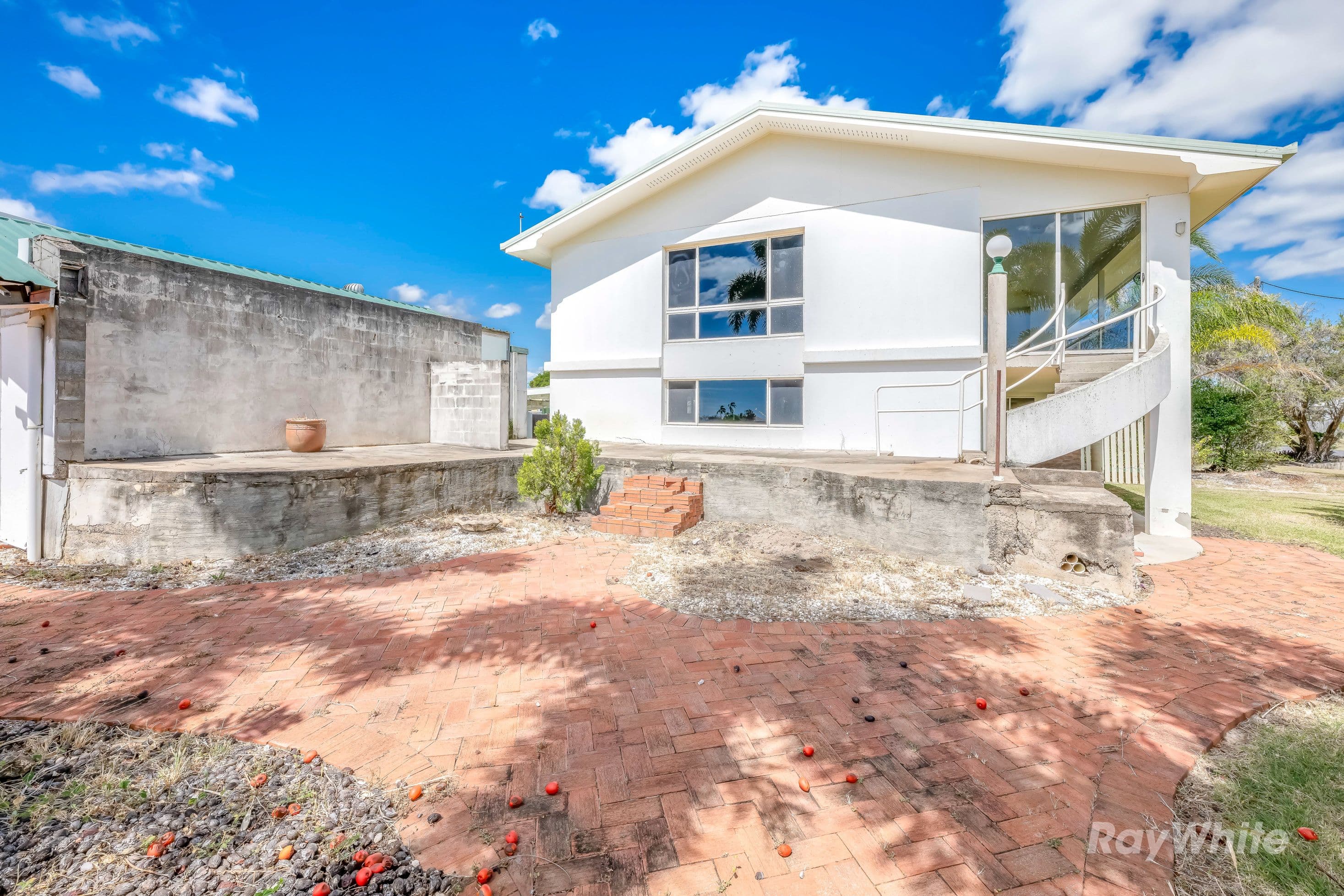 131 Shelley Street, Burnett Heads QLD 4670, Burnett Heads - Thumbnail 4