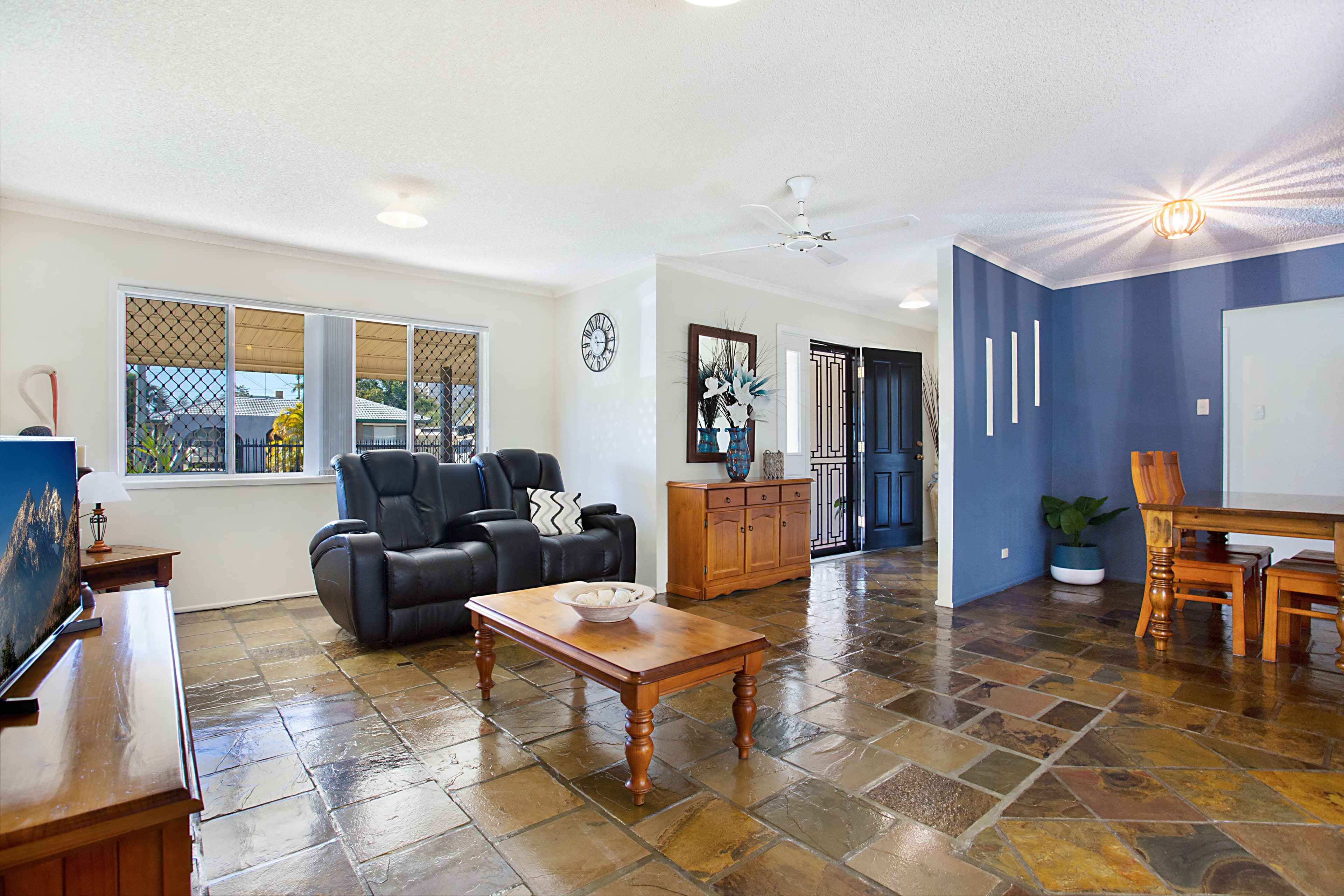 34 Aruma Avenue, Burleigh Waters QLD 4220, Burleigh Waters - Thumbnail 4