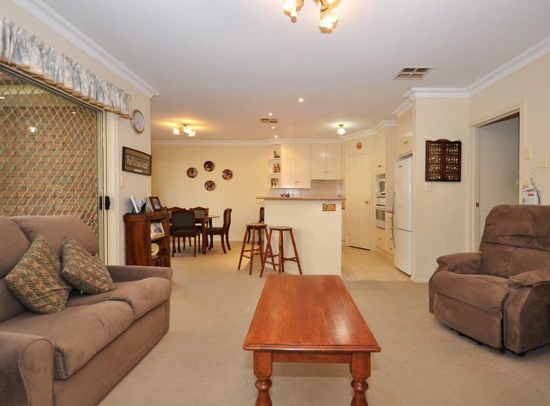 9 Lindsay Court, Aberfoyle Park SA 5159, Aberfoyle Park - Thumbnail 5