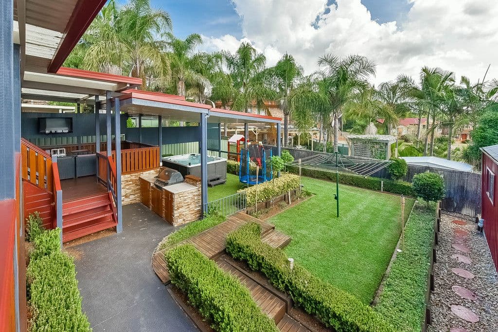 36 Glen Alpine Drive, Glen Alpine - Image 1