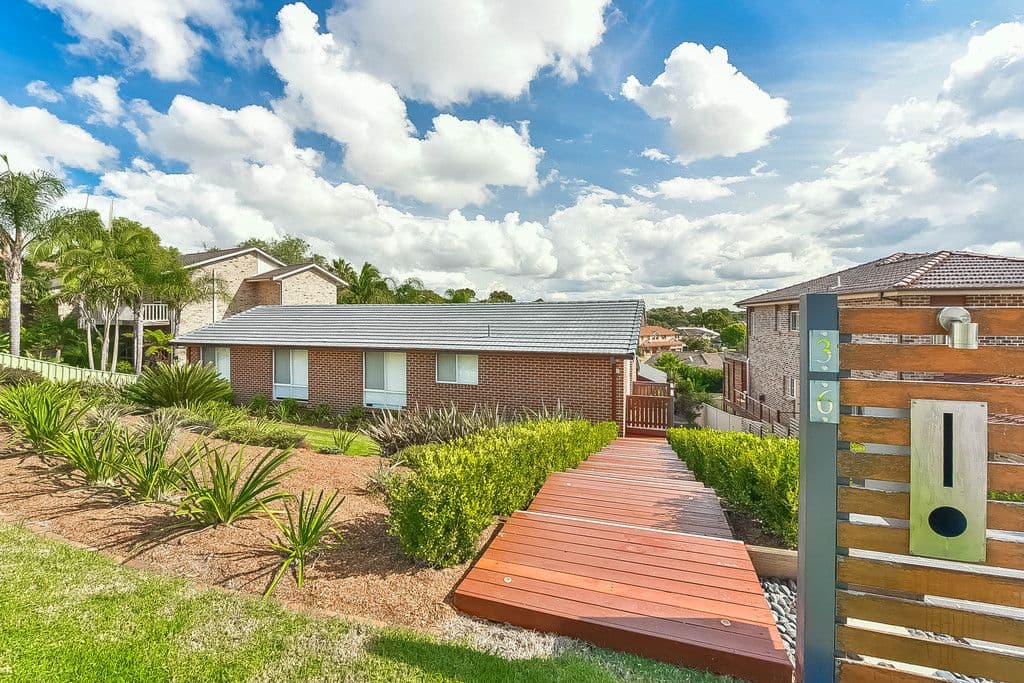36 Glen Alpine Drive, Glen Alpine - Thumbnail 2